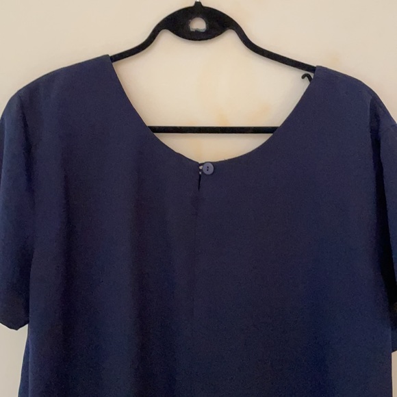 Light weight navy blue short sleeve blouse. - Picture 2 of 3